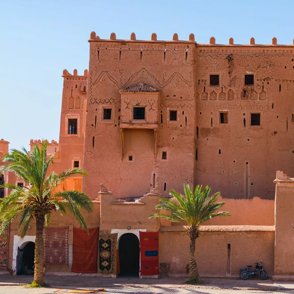 Taking Taxis In Morocco – Guide To Grand Taxi And Petit Taxi