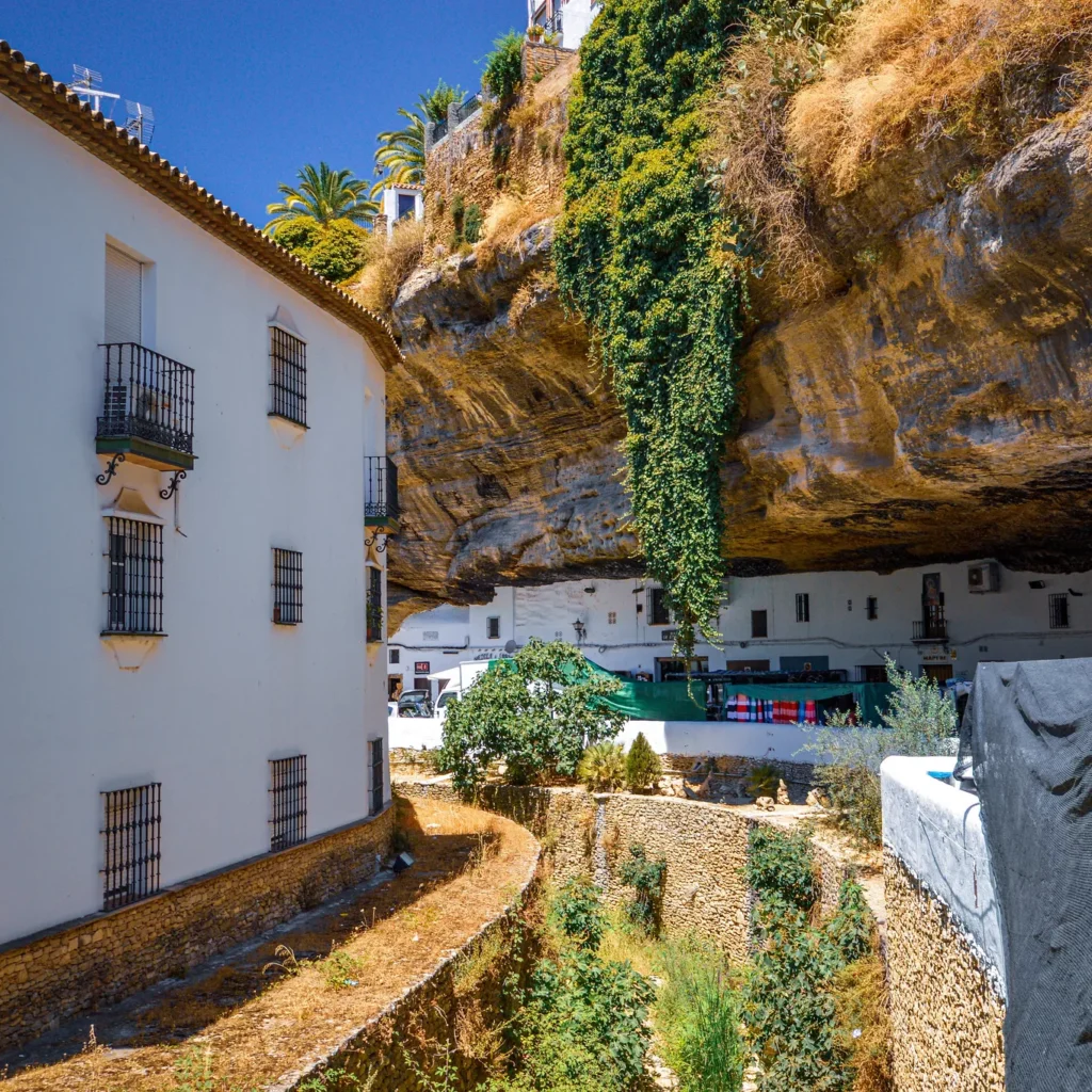 Setenil de las Bodegas