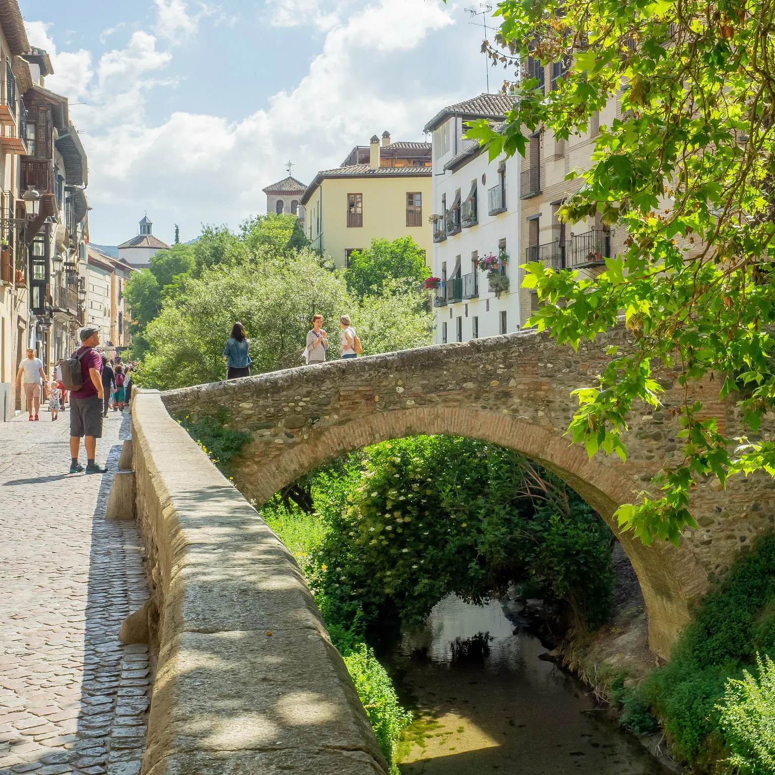 How Many Days in Granada Do You Need?, Carro River