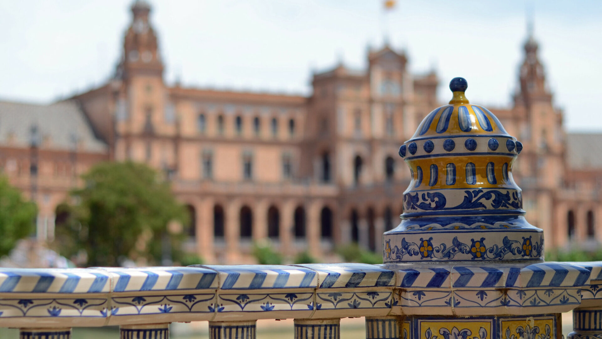 Seville or Barcelona – Which City Should You Visit?